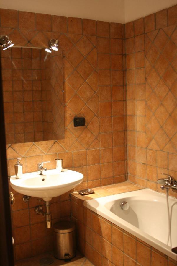 Apartment 25 Napoli Bagian luar foto